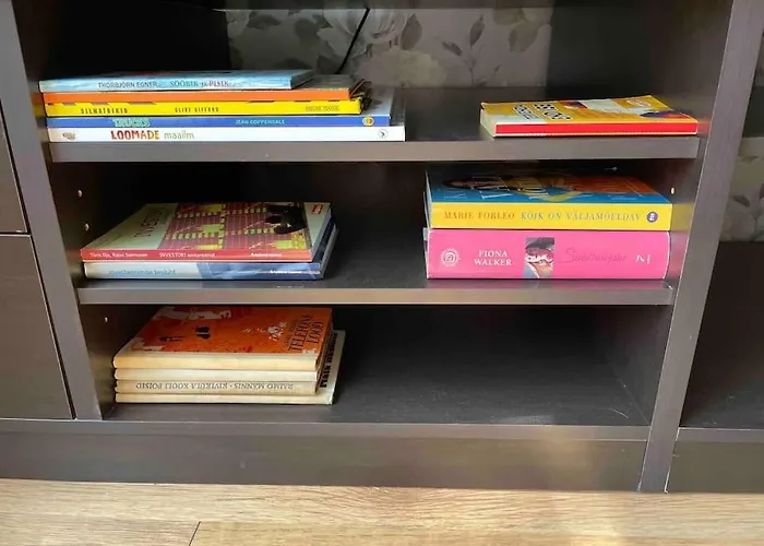 Lovely And Quiet In Kristiine. Free Parking. * 塔林