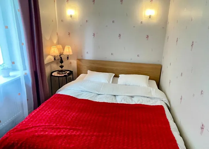 Lovely And Quiet In Kristiine. Free Parking. Apartment *