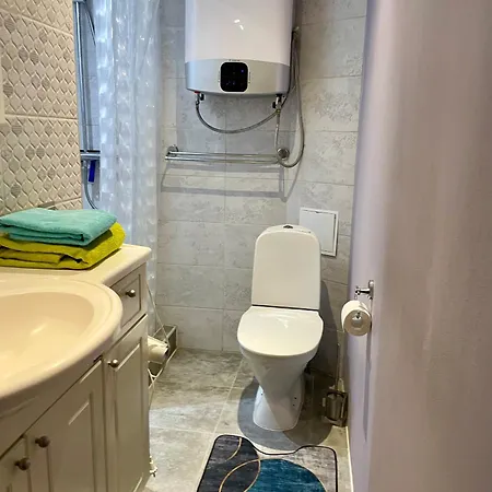 Lovely And Quiet In Kristiine. Free Parking. * Tallinn